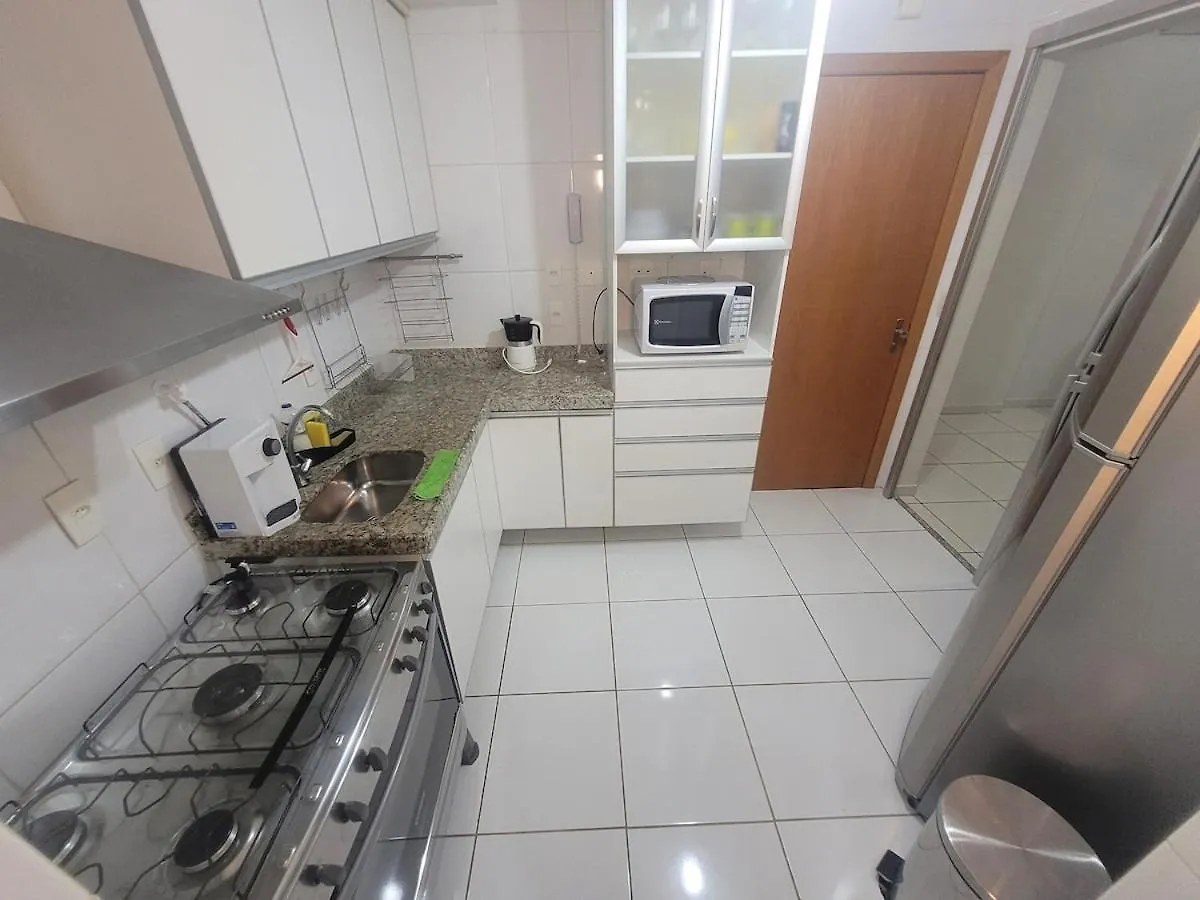Imprensa III - Comfort And Family In Brasilia