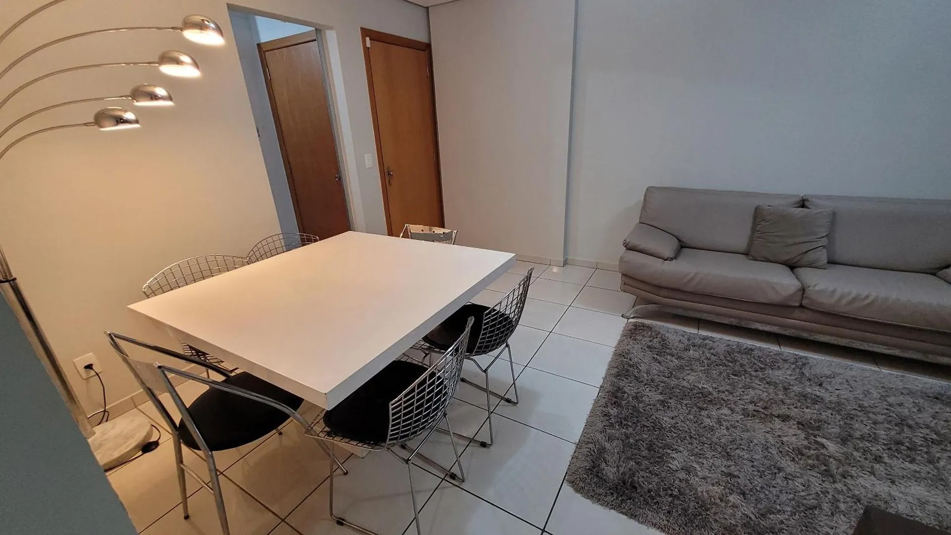 Imprensa III - Comfort And Family In Brasilia Brasile